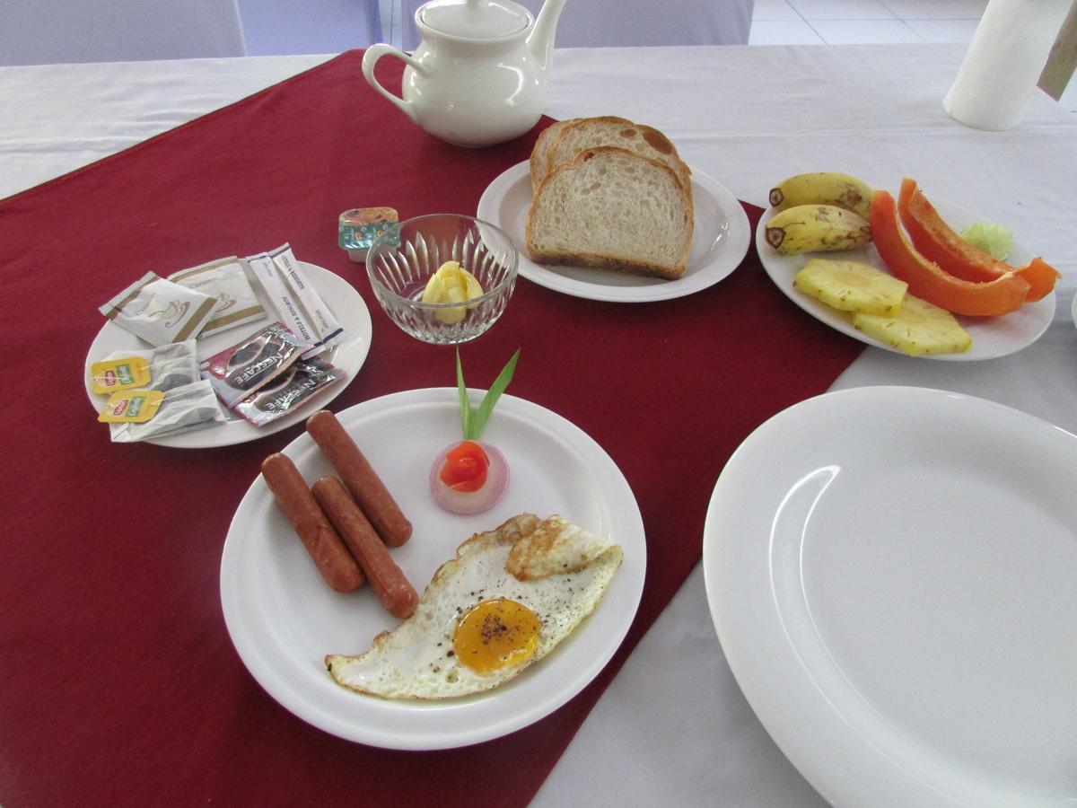 Weligama Holiday Inn 巴杜勒 外观 照片